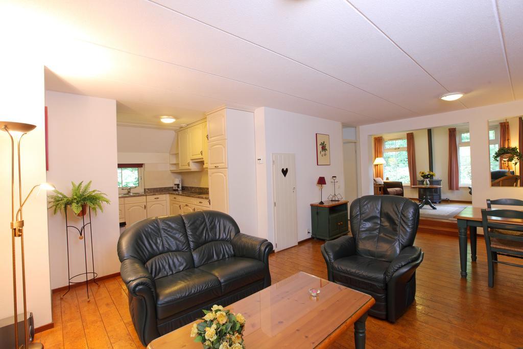 Hotel Natuurpark De Witte Bergen Rouveen Zimmer foto